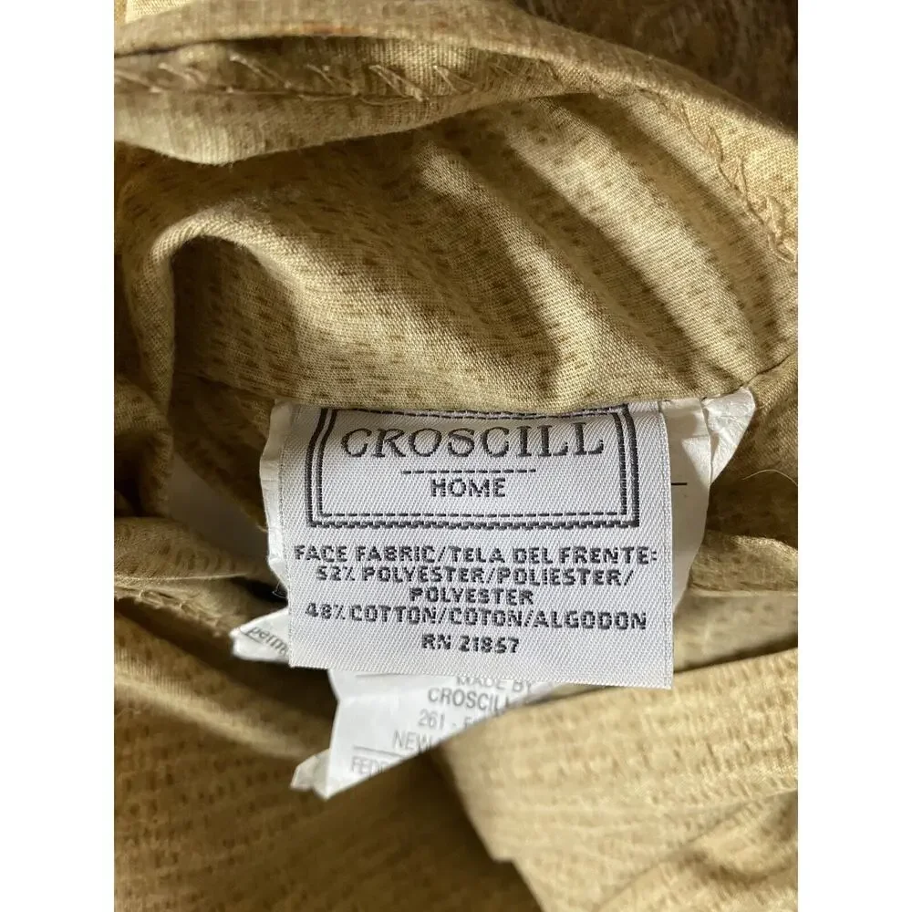 Two Croscill Home Galleria standard Size Pillow Shams Finished Sz 27 X 21”